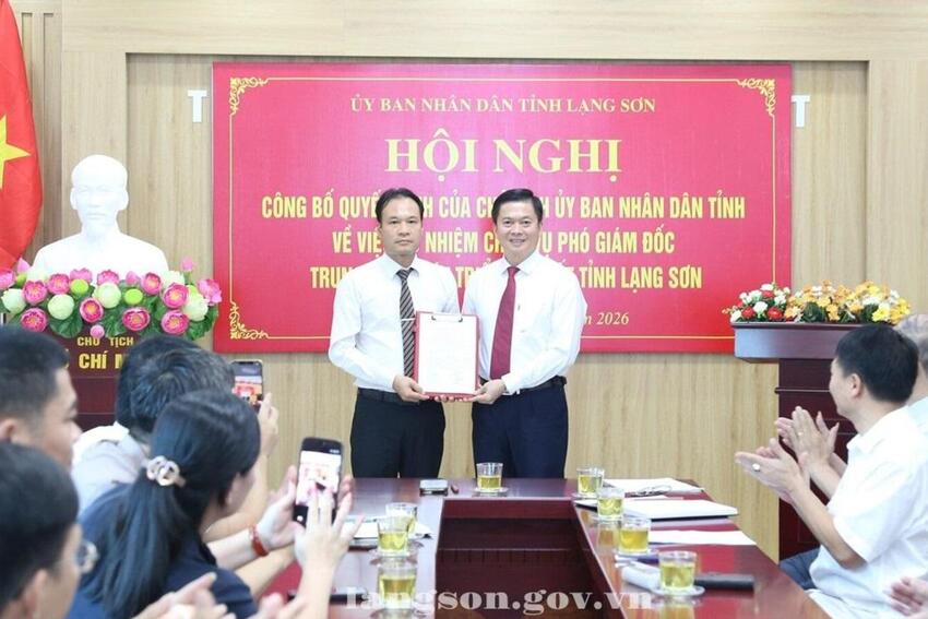 Công bố Quyết định bổ nhiệm chức vụ Phó Giám đốc Trung tâm Phát triển quỹ đất tỉnh