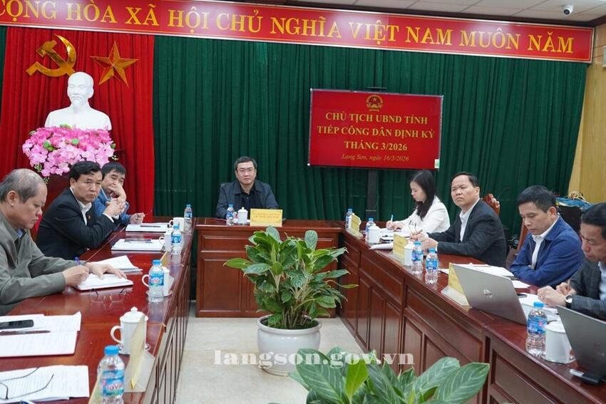 Đồng chí Nguyễn Cảnh Toàn, Chủ tịch UBND tỉnh tiếp công dân định kỳ tháng 3 năm 2026