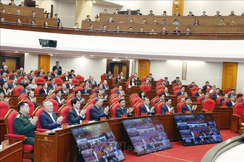 Kiểm tra chủ động, giám sát kịp thời, kỷ luật Đảng nghiêm minh, nhất quán