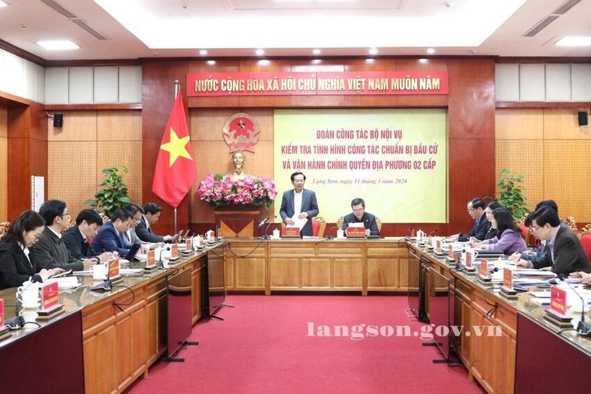 Bộ trưởng Bộ Nội vụ kiểm tra công tác chuẩn bị bầu cử và vận hành chính quyền địa phương hai cấp tại Lạng Sơn