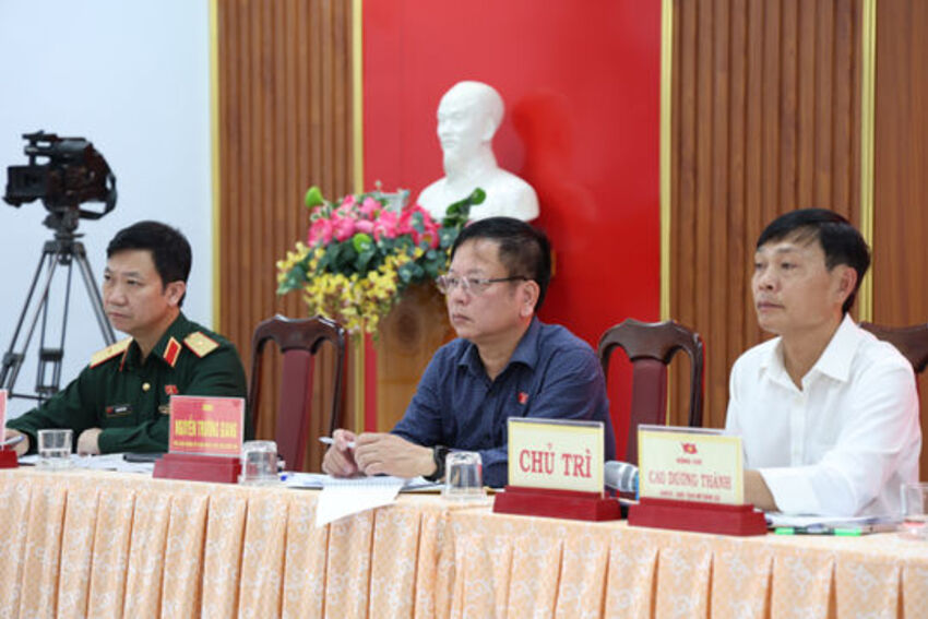 Cử tri xã Đắk Sắk nêu bất cập về chế độ đối với người hoạt động không chuyên trách ở cơ sở