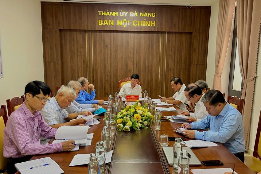 Ban Nội chính Thành ủy tổ chức Hội nghị lấy ý kiến các đồng chí nguyên Trưởng Ban về công tác chuẩn bị Lễ kỷ niệm 60 năm thành lập ngành Nội chính Đảng