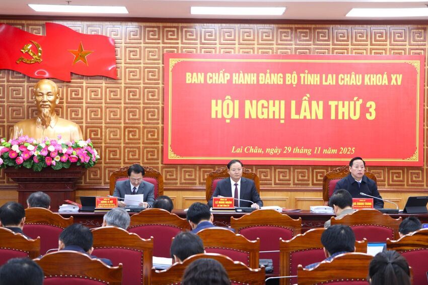 Hội nghị lần thứ 3 Ban Chấp hành Đảng bộ tỉnh Lai Châu khóa XV