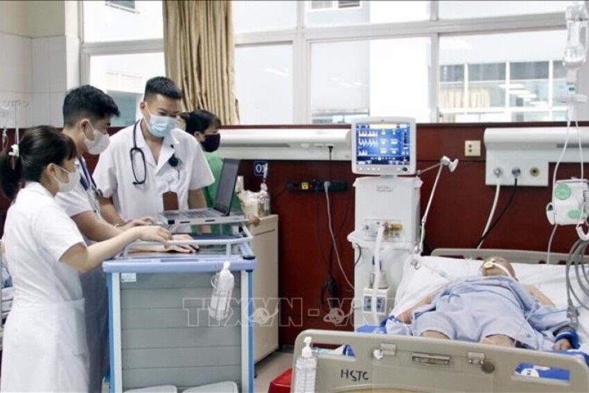 Chuyển đổi số – bước tiến mới trong chăm sóc sức khỏe nhân dân