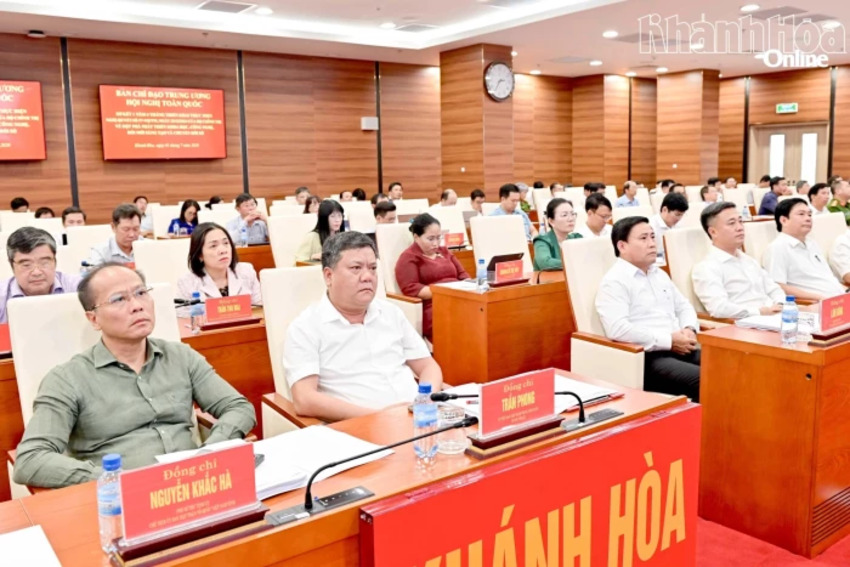 Hội nghị toàn quốc sơ kết 1 năm 6 tháng triển khai thực hiện Nghị quyết số 57 của Bộ Chính trị
