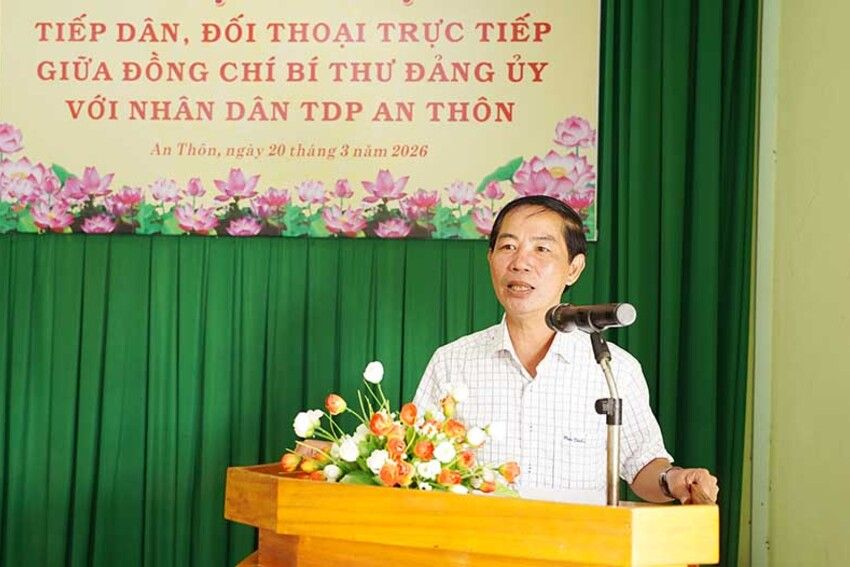 Phong Điền: Bí thư Đảng ủy phường tiếp dân, đối thoại trực tiếp với Nhân dân tổ dân phố An Thôn