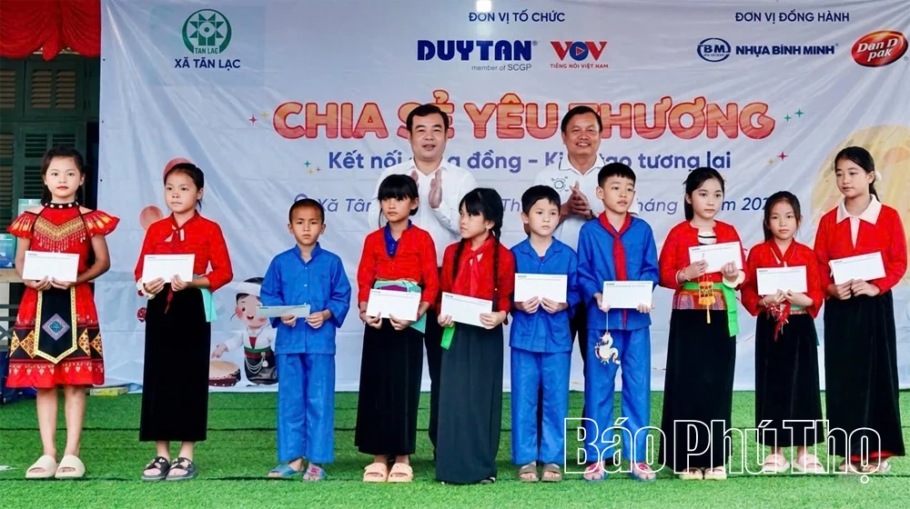 Vui Tết Trung thu, lan tỏa yêu thương