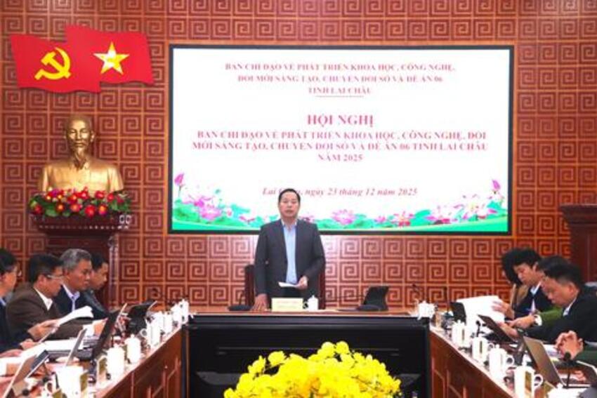 Lai Châu đẩy mạnh chuyển đổi số, cải cách hành chính gắn với Đề án 06