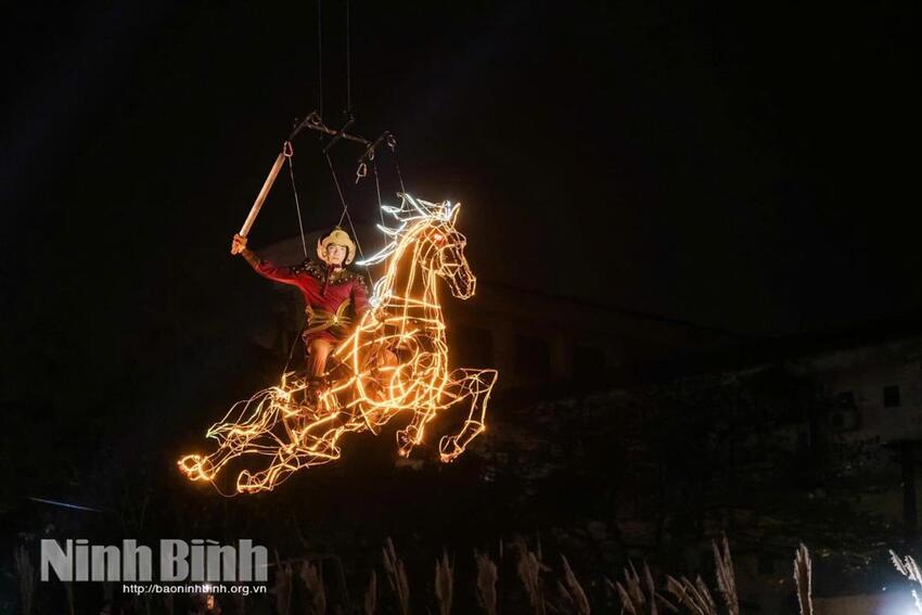 Show thực cảnh “mở lối” mới cho du lịch Ninh Bình