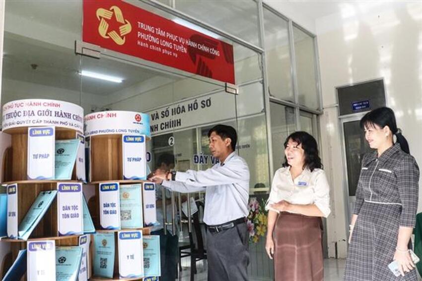 Kiểm tra công tác cải cách hành chính tại phường Long Tuyền