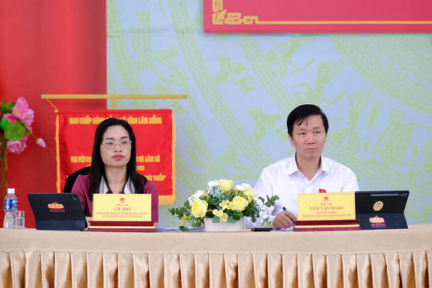 Cử tri xã Nam Hà Lâm Hà phản ánh nhiều vấn đề liên quan đến đời sống, sản xuất