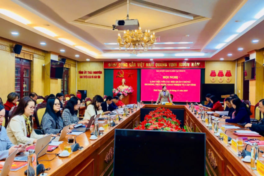 Tiếp tục đổi mới, nâng cao hiệu quả hoạt động các hội quần chúng do Đảng, Nhà nước giao nhiệm vụ 