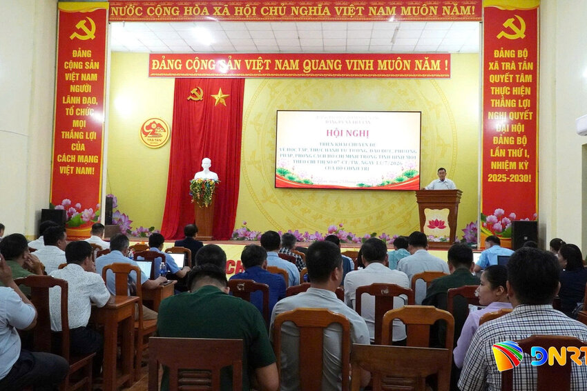 Đảng ủy xã Trà Tân tổ chức hội nghị chuyên đề về học tập, thực hành theo gương Bác