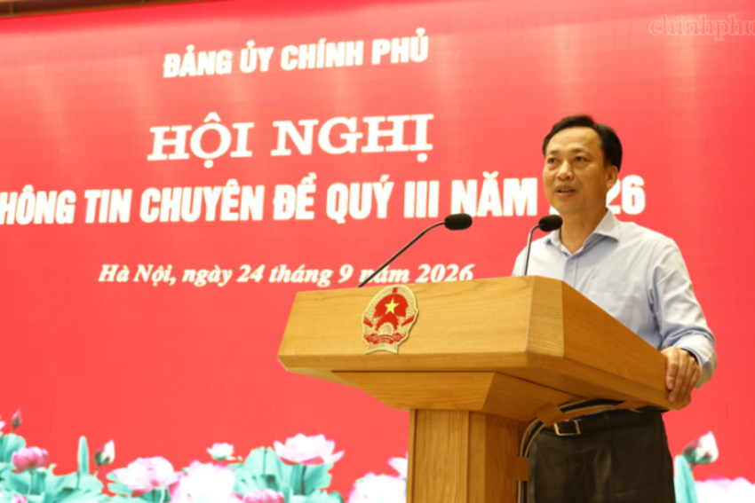 Chuyển từ tư duy ‘làm theo’ sang ‘thực hành’, đưa việc học tập Bác vào công việc hằng ngày