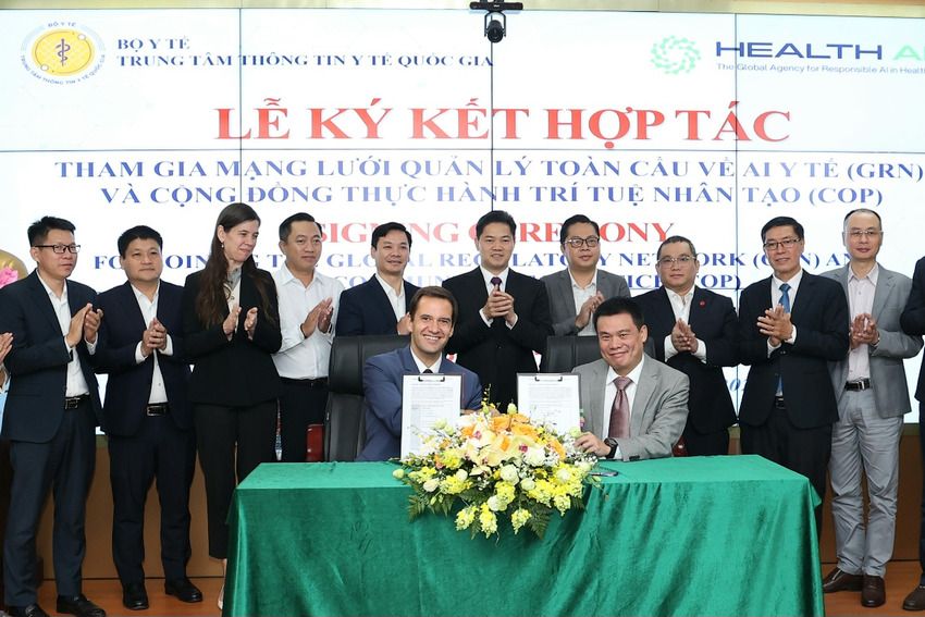 Thứ trưởng Thường trực Bộ Y tế Vũ Mạnh Hà: Hợp tác chiến lược tiến tới định hình khung quản trị AI y tế toàn cầu, lấy con người làm trung tâm