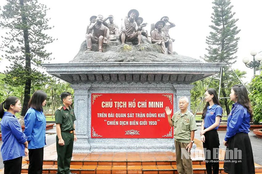 Nêu gương để "Đảng mạnh, dân tin"