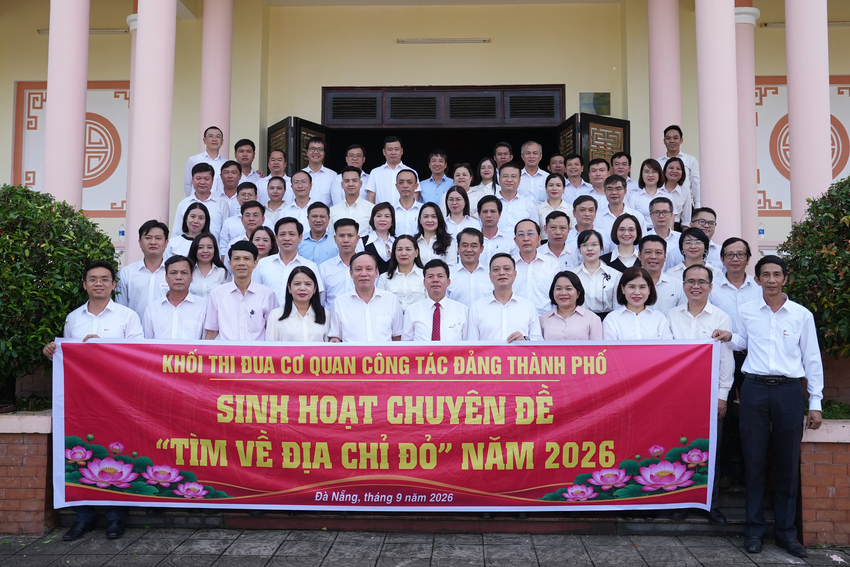 Khối thi đua Cơ quan công tác Đảng thành phố tổ chức sinh hoạt chuyên đề “Tìm về địa chỉ đỏ” năm 2026