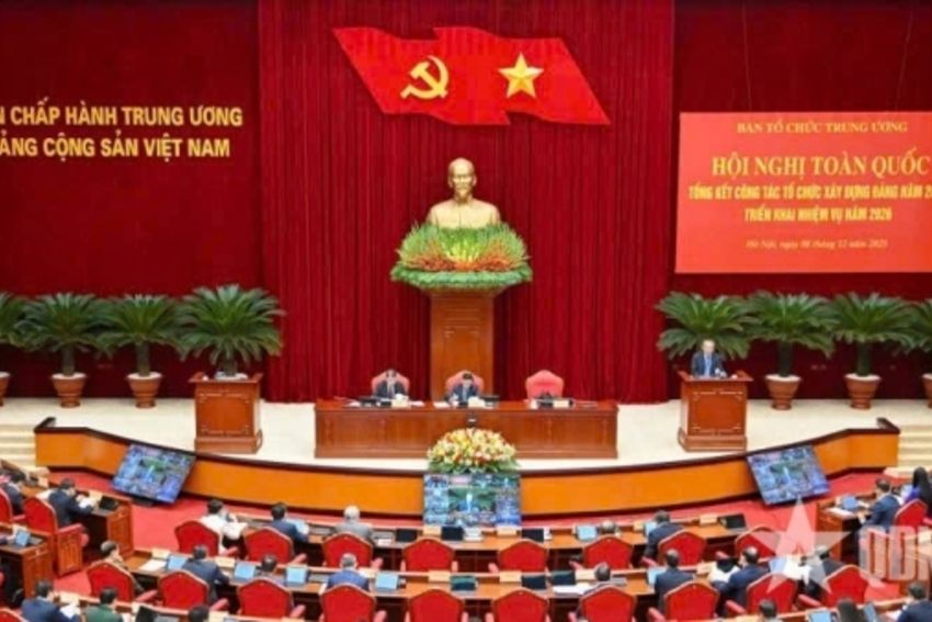 Tăng cường bảo vệ nền tảng tư tưởng của Đảng trước thềm Đại hội XIV