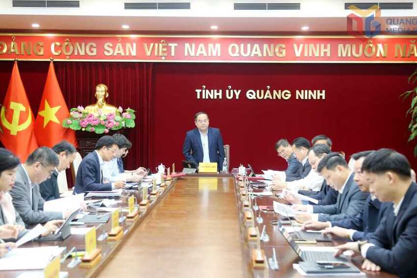 Ban Thường vụ Tỉnh ủy nghe và cho ý kiến nhiều nội dung quan trọng