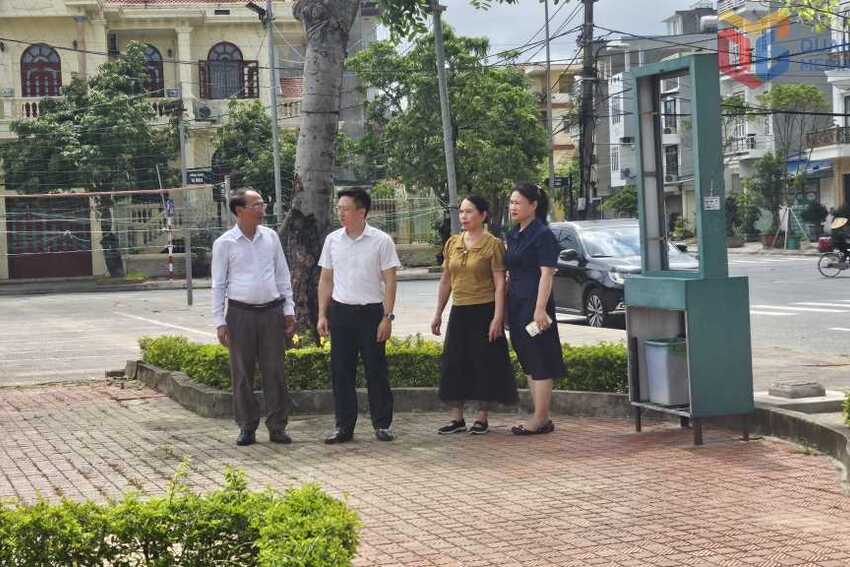 Xây dựng đội ngũ cán bộ cơ sở đáp ứng yêu cầu chính quyền 2 cấp