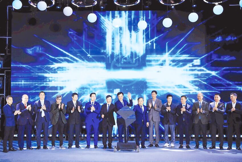 Chín “trụ cột” chiến lược đưa đất nước cất cánh