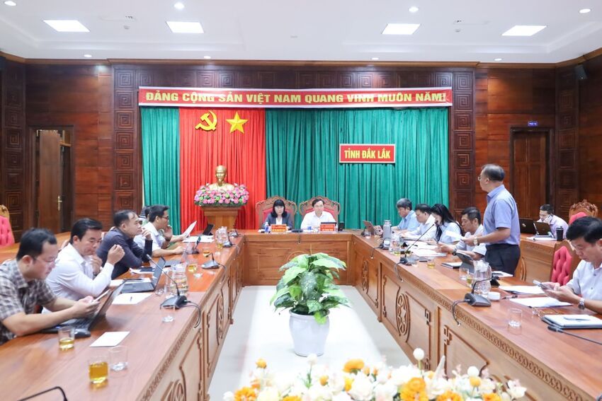 Đẩy mạnh phát triển khoa học, công nghệ, đổi mới sáng tạo và chuyển đổi số trên địa bàn tỉnh Đắk Lắk