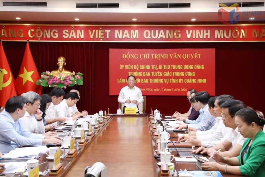 Trưởng Ban Tuyên giáo Trung ương Trịnh Văn Quyết: Quảng Ninh có nhiều điều kiện để trở thành hình mẫu cho cả nước