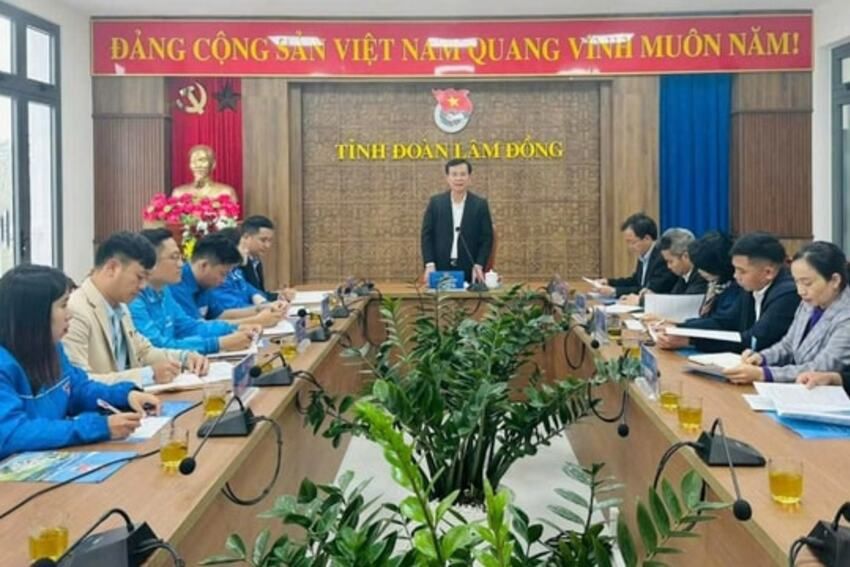 “Bình dân học vụ số”- Nền tảng trong xây dựng xã hội số ở Lâm Đồng