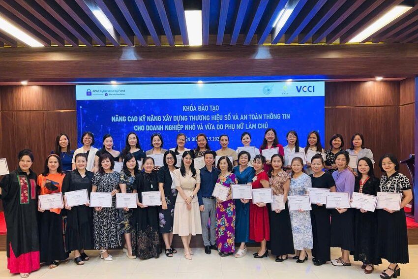 Chuyển đổi số - Động lực giúp phụ nữ phát triển kinh doanh