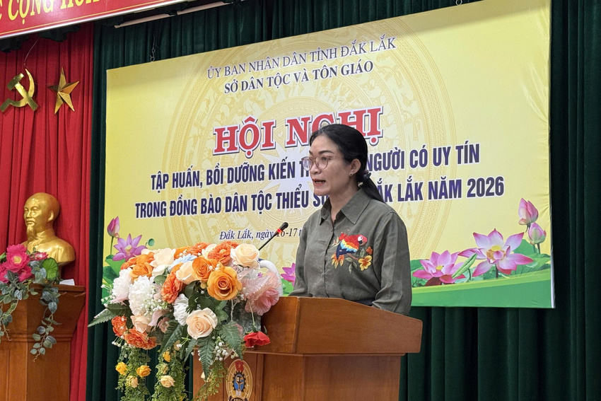 Bồi dưỡng kỹ năng số và nâng cao năng lực tuyên truyền cho Người có uy tín trong đồng bào dân tộc thiểu số tỉnh Đắk Lắk