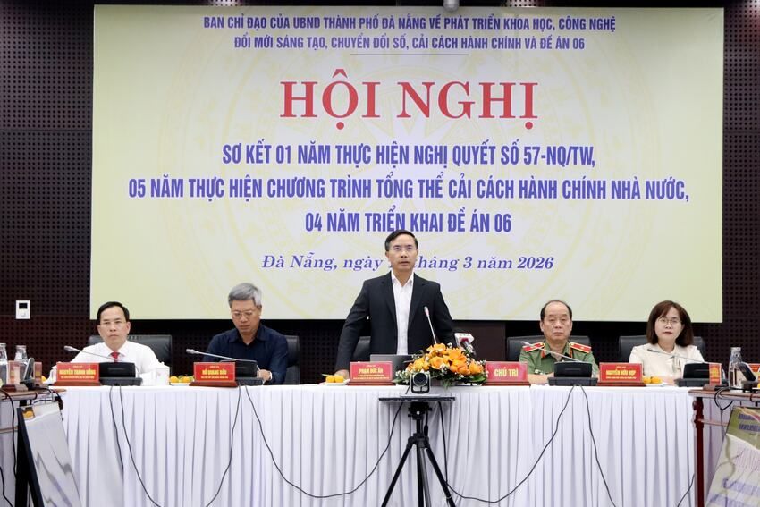 Xây dựng Đà Nẵng trở thành trung tâm đổi mới sáng tạo, thành phố thông minh, hiện đại, đáng sống