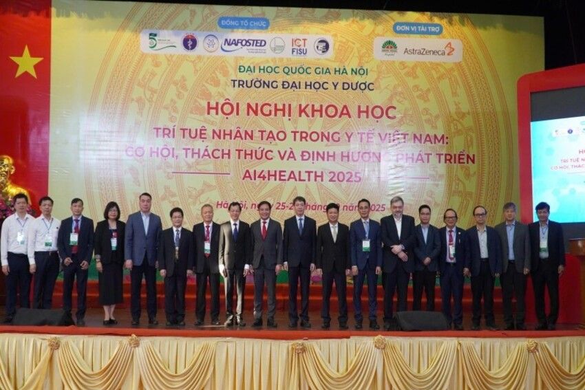 Thứ trưởng Bộ Y tế Nguyễn Tri Thức: Hoàn thiện cơ sở hạ tầng số, tạo lập kho dữ liệu y tế để tạo nguồn thông tin vận hành trí tuệ nhân tạo (AI)