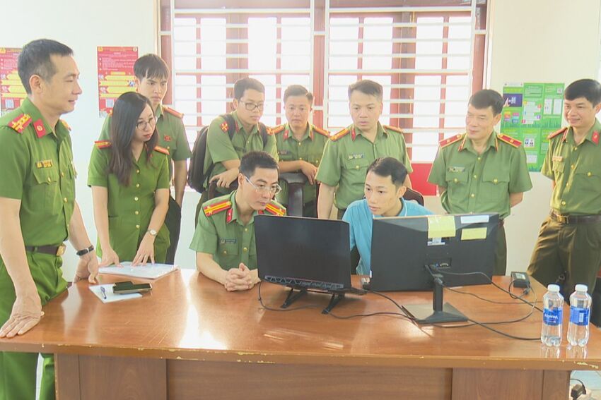 Triển khai ứng dụng trí tuệ nhân tạo (AI) hỗ trợ người dân làm hộ chiếu