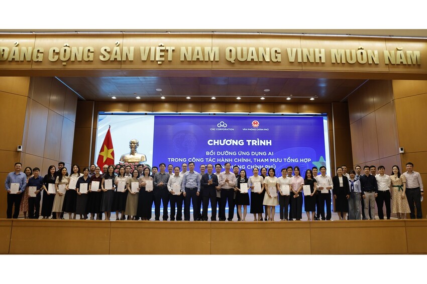 Ứng dụng AI bài bản, nâng cao chất lượng công tác hành chính, tham mưu tổng hợp tại VPCP