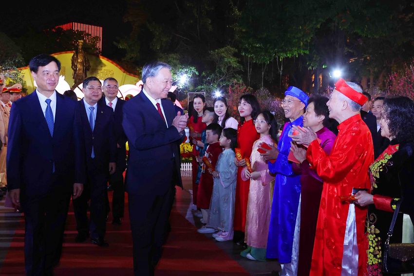 Nghị quyết số 80-NQ/TW của Bộ Chính trị - Định hướng chiến lược phát triển văn hóa Việt Nam trong kỷ nguyên mới