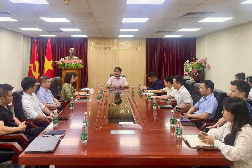 Tổng Lãnh sự quán Việt Nam tại Quảng Châu tổ chức sinh hoạt chuyên đề với chủ đề 'Những câu chuyện về Bác Hồ'