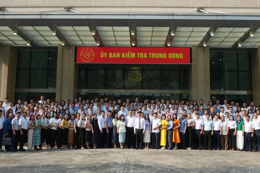 Gặp mặt học viên Lớp bồi dưỡng nghiệp vụ công tác kiểm tra, giám sát cấp xã năm 2026