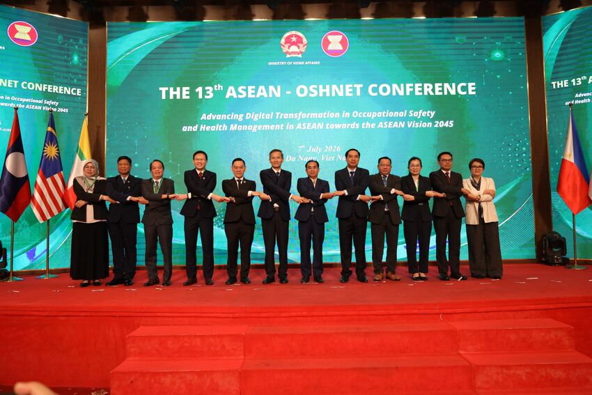 Khai mạc Diễn đàn ASEAN-OSHNET lần thứ 13 (AOC-13) tại Đà Nẵng với chủ đề Tăng cường chuyển đổi số trong quản lý an toàn, vệ sinh lao động