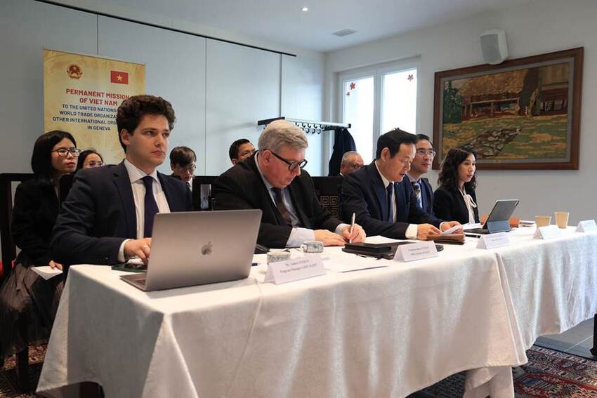 Phái đoàn Việt Nam tại Geneva phối hợp Quỹ St Gallen- Thuỵ Sĩ tổ chức Hội thảo về các diễn biến mới trong chính sách thuế quan của Hoa Kỳ