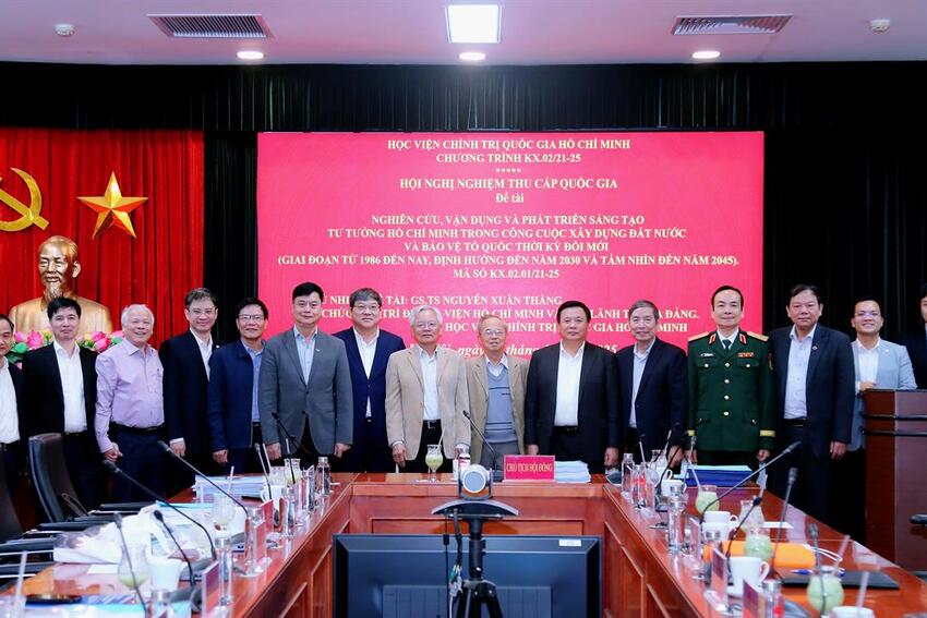 Nghiệm thu đề tài cấp Nhà nước “Nghiên cứu, vận dụng và phát triển sáng tạo tư tưởng Hồ Chí Minh trong công cuộc xây dựng đất nước và bảo vệ tổ quốc trong thời kỳ mới”