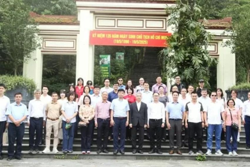 Thực tế tại K9-Đá Chông: Cán bộ ngoại giao học tập tư tưởng, đạo đức, phong cách Hồ Chí Minh để tiếp nối di sản của Người