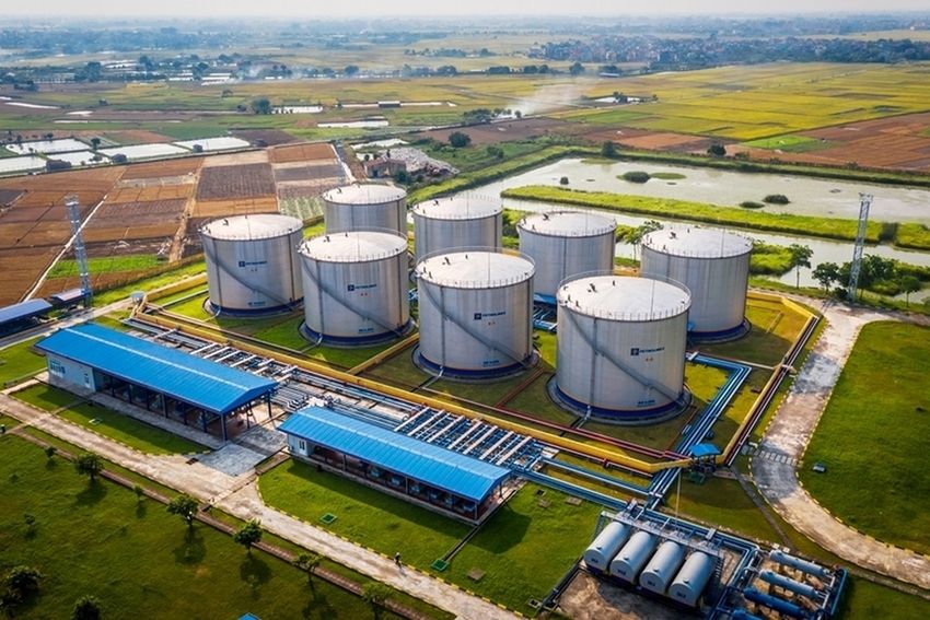 Khủng hoảng xăng dầu toàn cầu và cách các quốc gia ứng phó