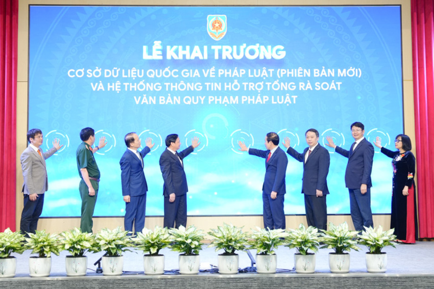 Khai trương Cơ sở dữ liệu quốc gia về pháp luật phiên bản mới