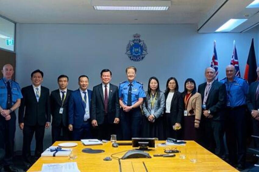 Đoàn cán bộ Ủy ban Kiểm tra Trung ương nghiên cứu, trao đổi kinh nghiệm về phòng, chống tham nhũng tại Úc