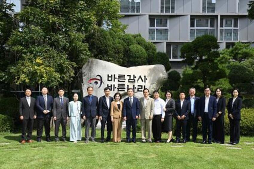 Đoàn cán bộ Ủy ban Kiểm tra Trung ương học tập kinh nghiệm về công tác phòng, chống tham nhũng, lãng phí tại Hàn Quốc