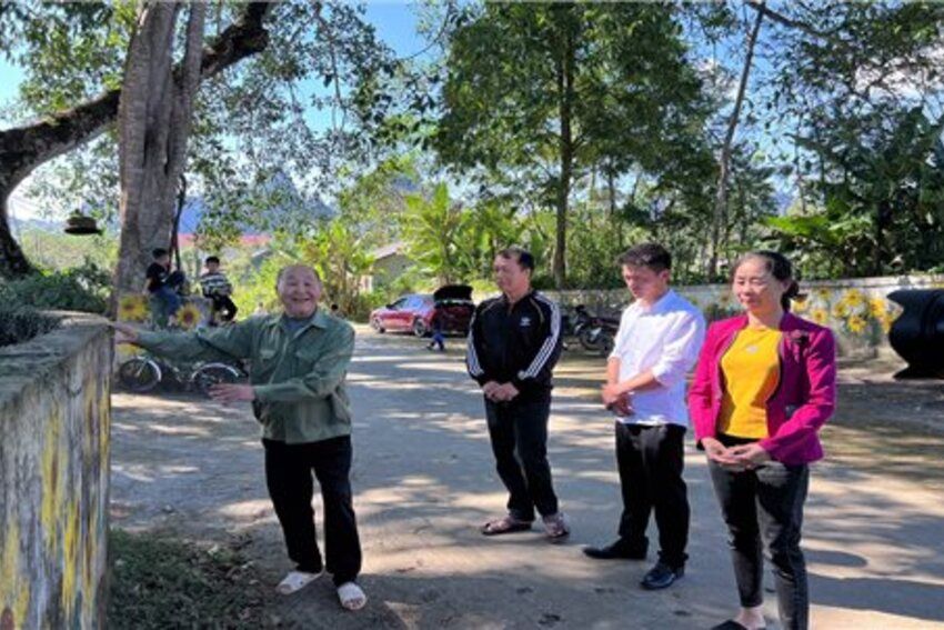 Người có uy tín ở Bằng Mạc: Đồng hành đưa pháp luật vào đời sống đồng bào DTTS