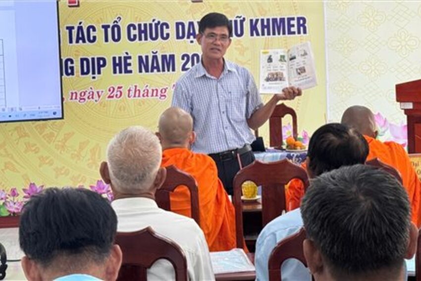 Ngôn ngữ dân tộc – “mạch nguồn” kết nối chính sách với đời sống