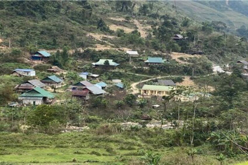 Đầu Xuân nghe chuyện thoát nghèo ở Nhôn Mai