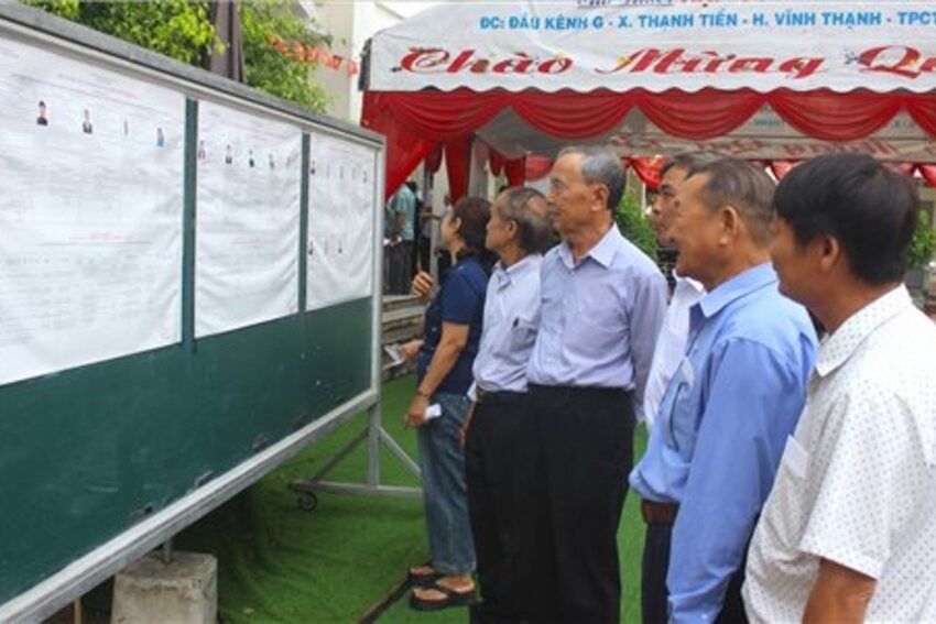 Từ nhà thờ đến lá phiếu