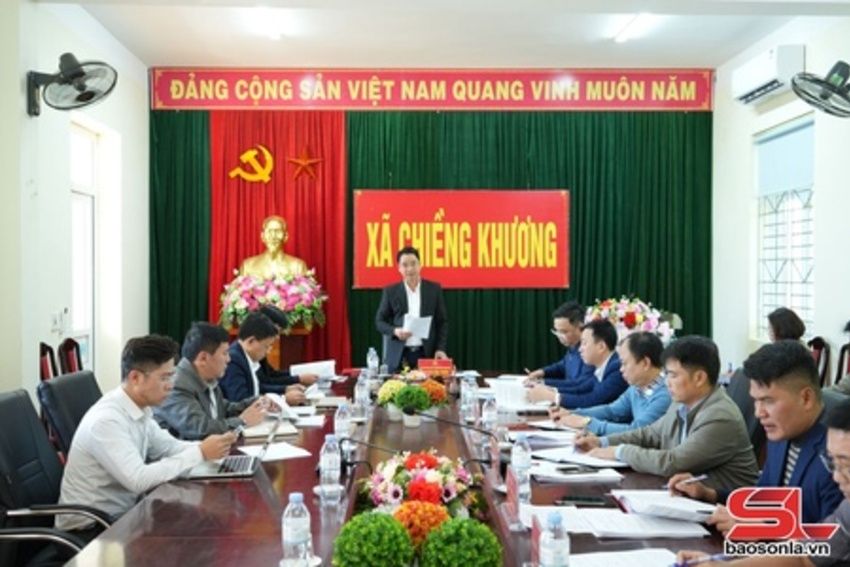 Tổ công tác số 4 tham dự, chỉ đạo kiểm điểm tại xã Chiềng Khương